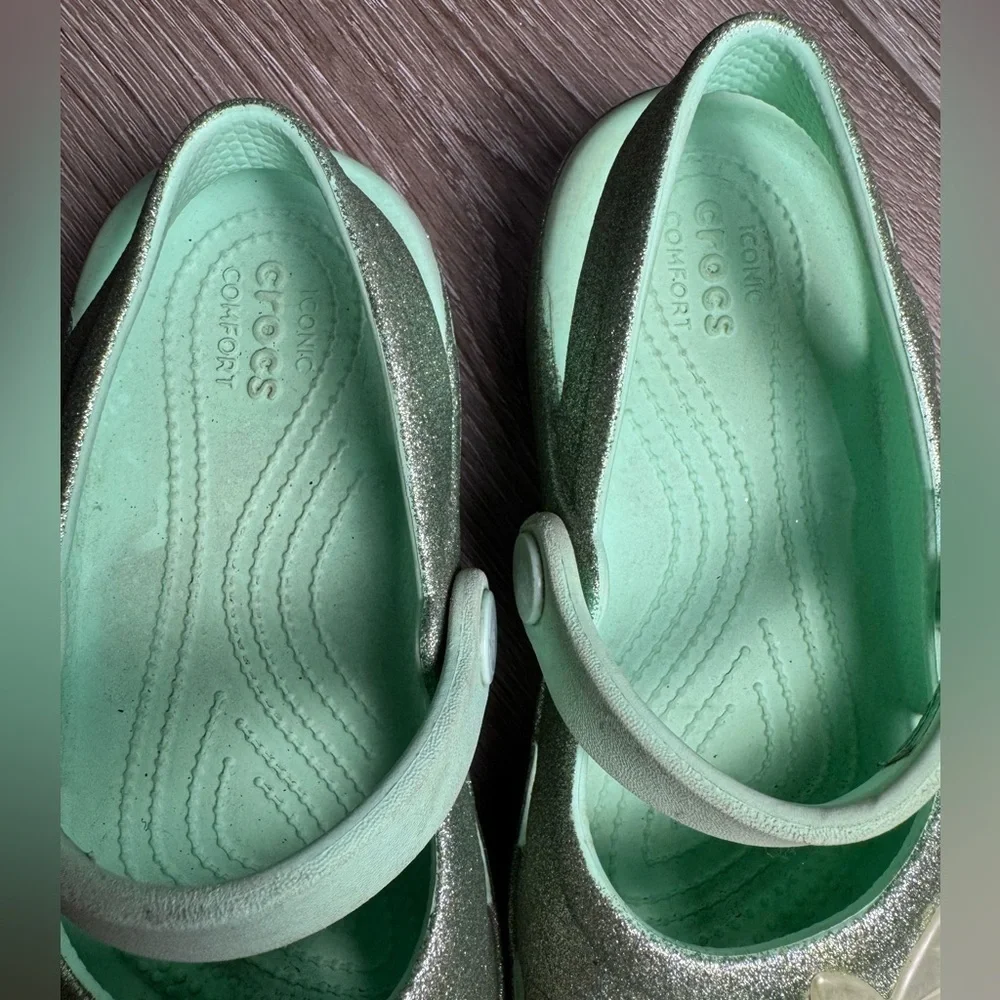 Crocs Classic Glitter butterfly Charm Mary Jane Neo Mint Tiana
